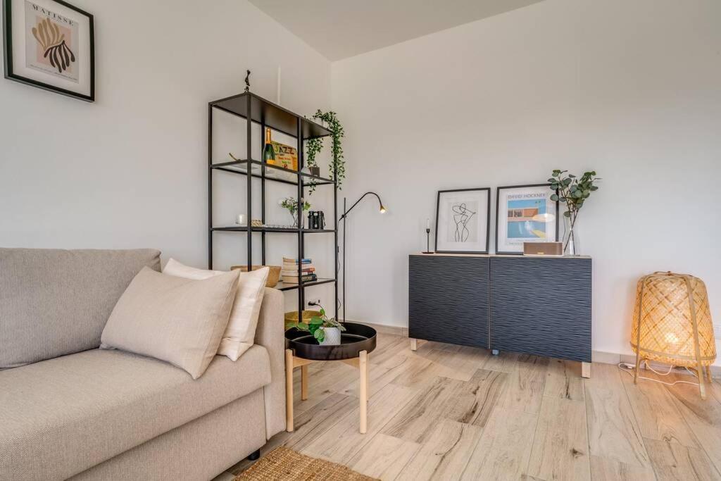 Happiness Apartment - 2Bedroom Apt In Aljezur Exterior photo