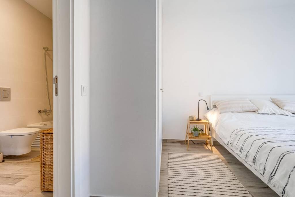 Happiness Apartment - 2Bedroom Apt In Aljezur Exterior photo