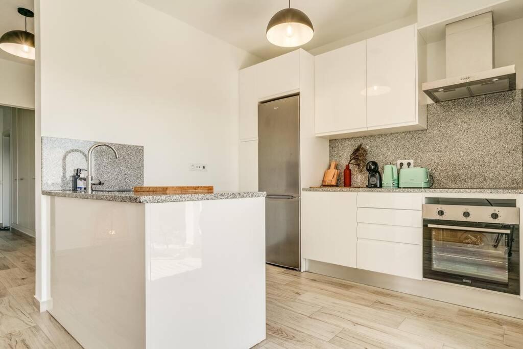 Happiness Apartment - 2Bedroom Apt In Aljezur Exterior photo