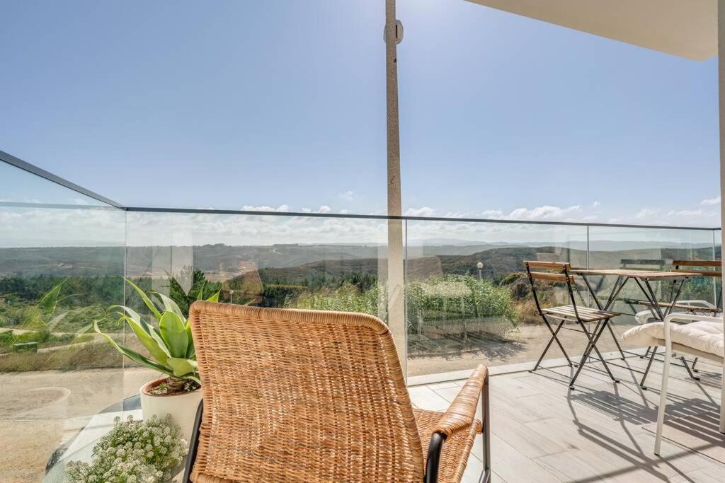 Happiness Apartment - 2Bedroom Apt In Aljezur Exterior photo