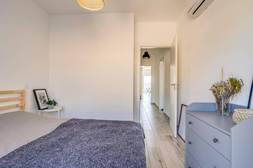 Happiness Apartment - 2Bedroom Apt In Aljezur Exterior photo